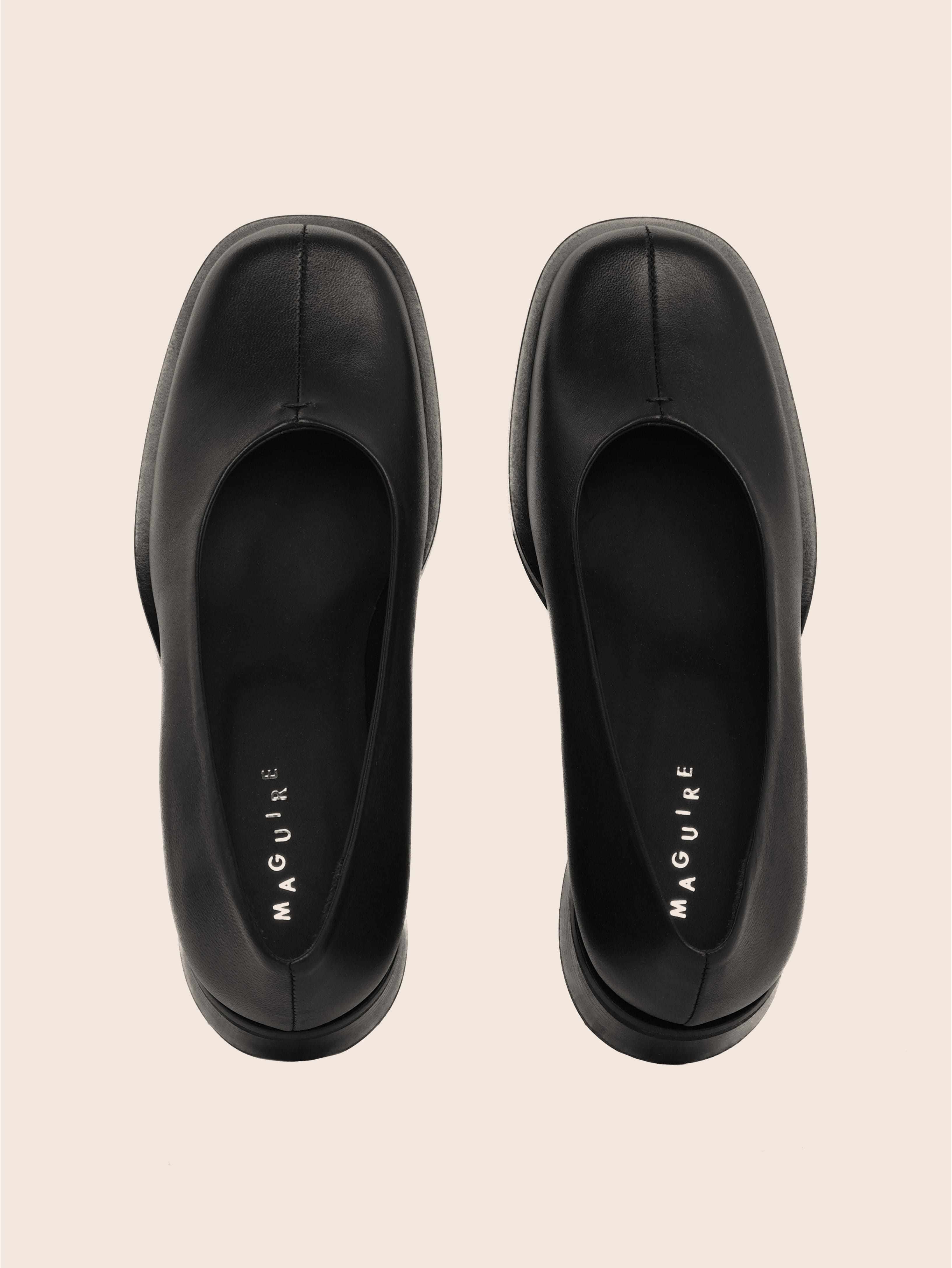 Cannella Black Pump