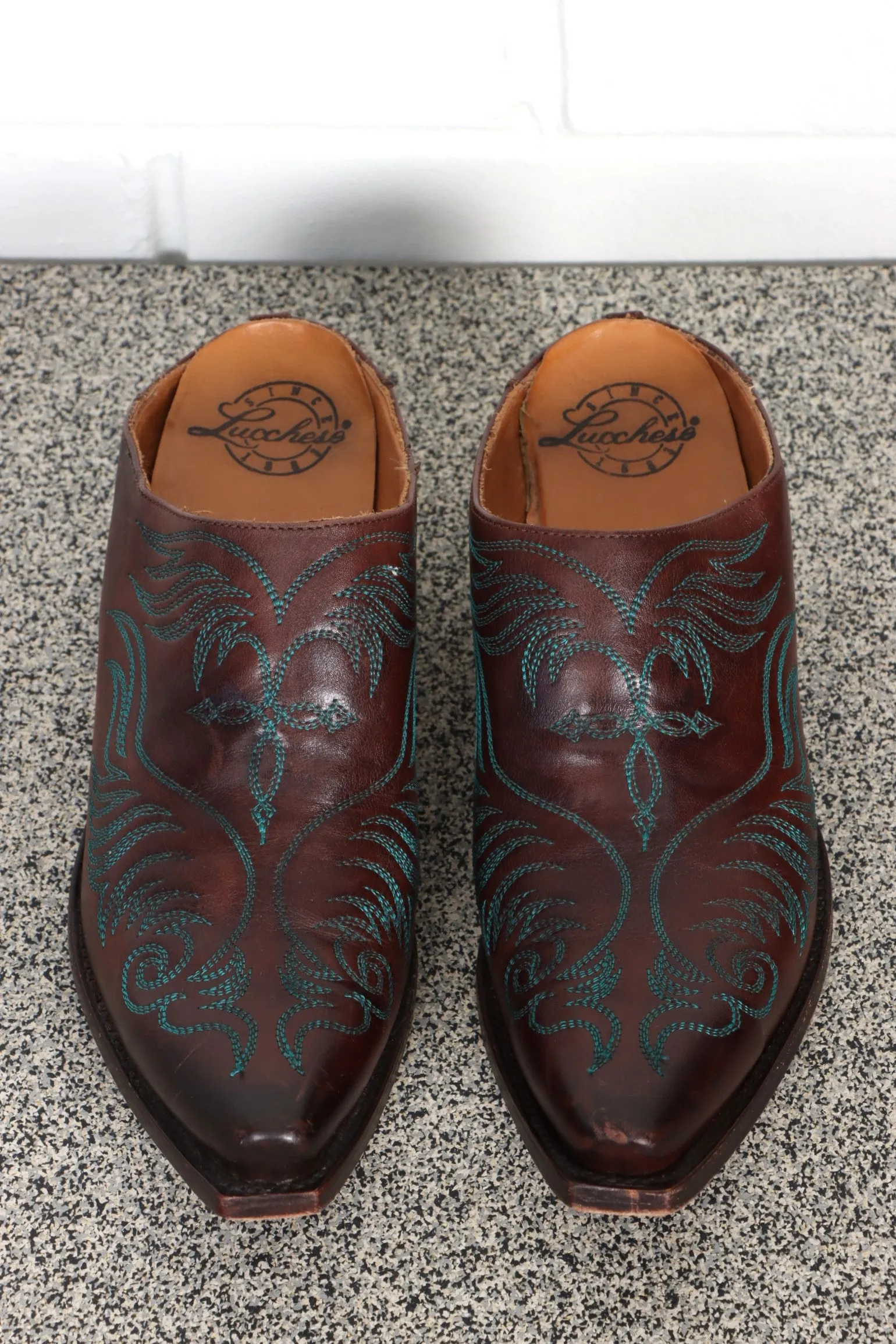 LUCCHESE Burgundy Brown & Teal Leather Cowboy Mules (7)