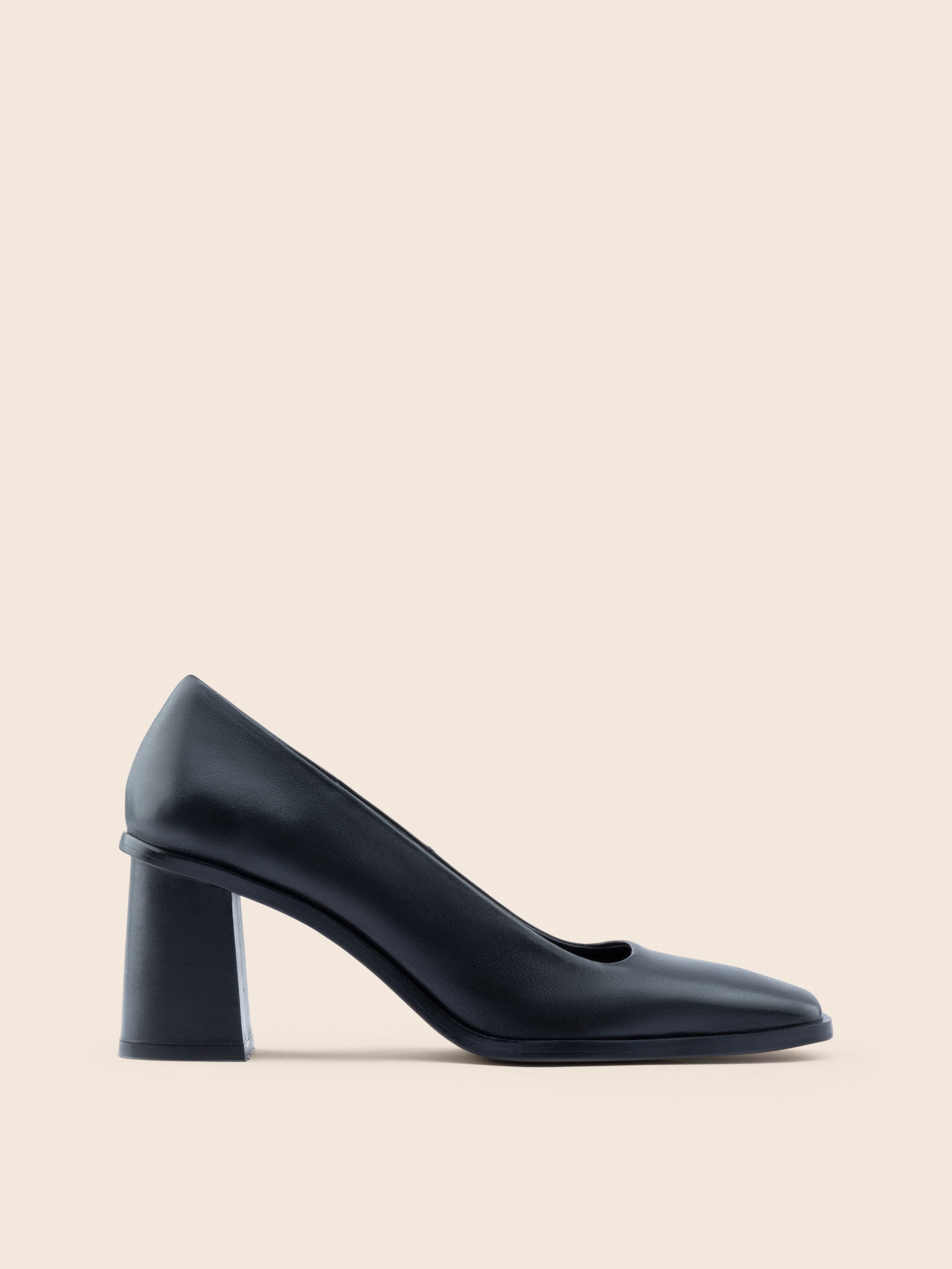 Lugo Black Pump